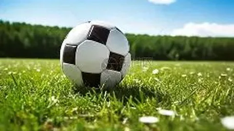 揭秘对决背后的悬念：神户教头直言申花实力强劲，初期遭遇严防挑战！