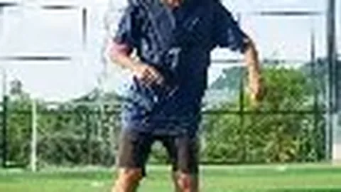 热刺球员转会风云录：范德芬等5星价涨，西蒙斯领衔16将身价缩水大揭秘！