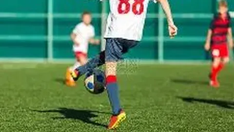 标题改写版本：独家揭秘：萨拉赫未来动向引猜测，沙特加盟并非朝夕之间可实现！